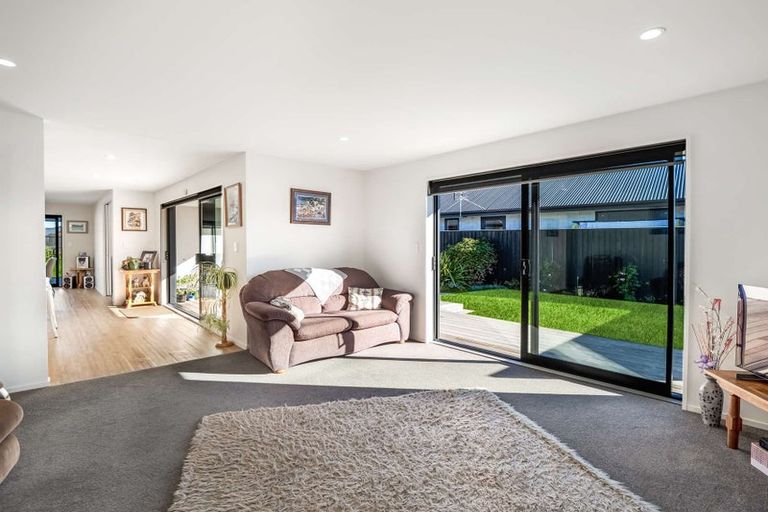 Photo of property in 8 Beak Street, Rolleston, 7615