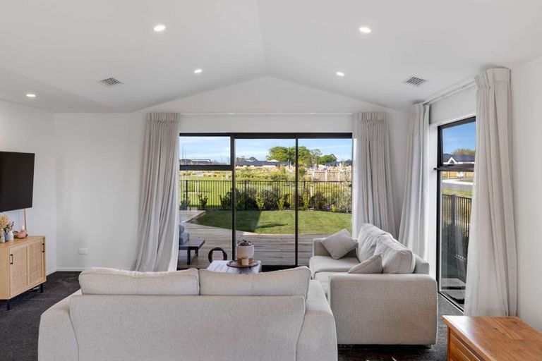 Photo of property in 11 Ellmers Street, Woodend, 7610