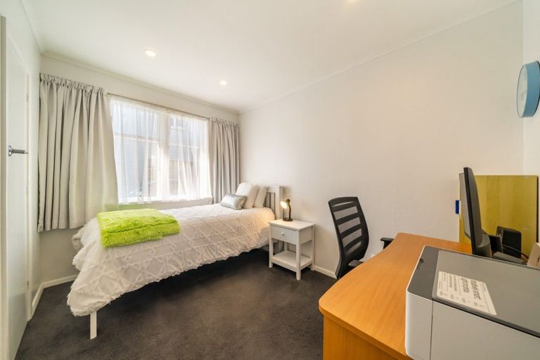 Photo of property in 6 Routley Crescent, Elderslea, Upper Hutt, 5018