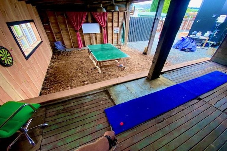 Photo of property in 4 Laura Street, Lumsden, 9730