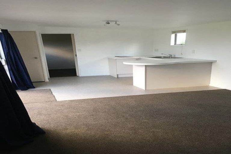 Photo of property in 27 Crispe Road, Clarks Beach, 2122