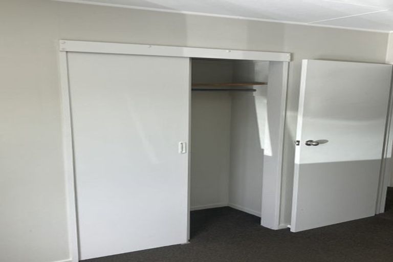 Photo of property in 2/434 Gloucester Street, Taradale, Napier, 4112