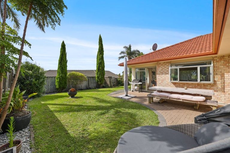 Photo of property in 32 Highfields Terrace, Henderson, Auckland, 0612