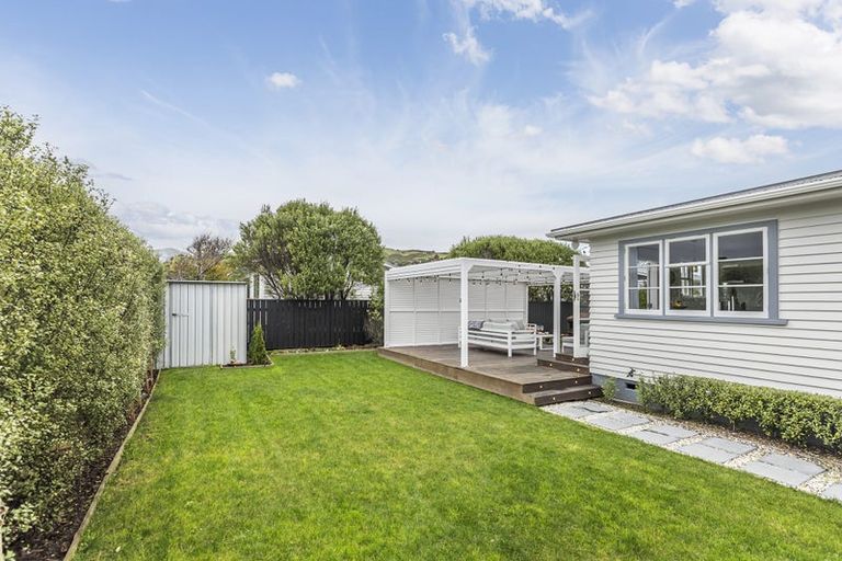 Photo of property in 4 Beauchamp Street, Tawa, Wellington, 5028