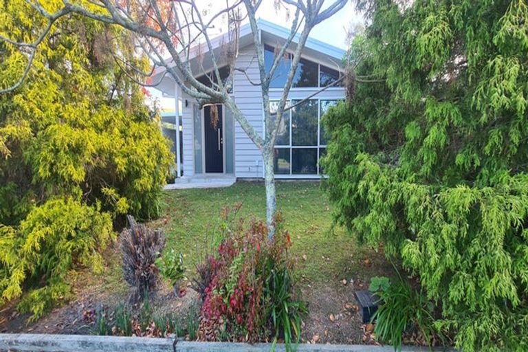 Photo of property in 25 Anderson Road, Taradale, Napier, 4112