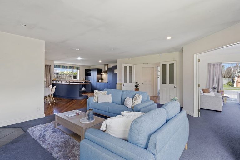 Photo of property in 14 Durrell Way, Rolleston, 7614