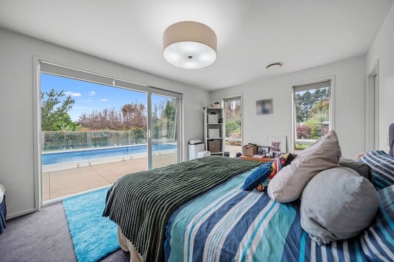 Photo of property in 127 Mcrobbie Road, Kingseat, Papakura, 2580