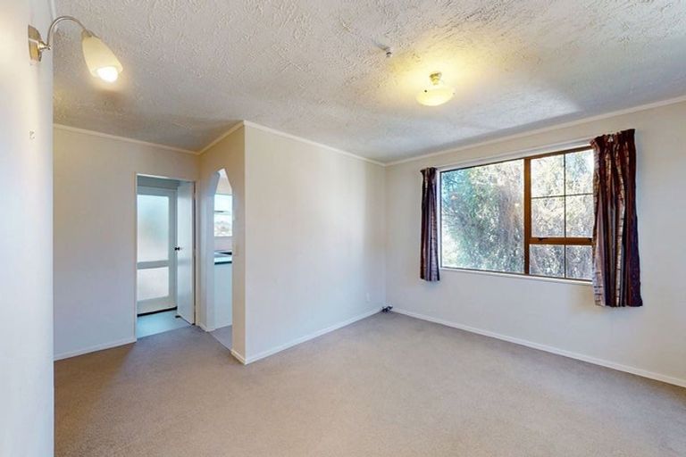 Photo of property in 67b Thurleigh Grove, Karori, Wellington, 6012