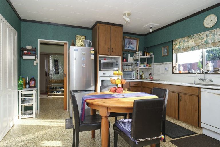 Photo of property in 117 Guy Street, Dannevirke, 4930