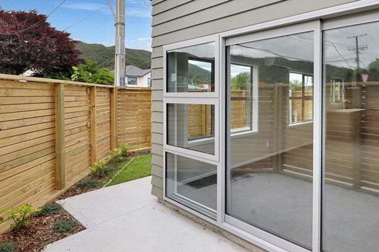 Photo of property in 38 Nile Street, Waterloo, Lower Hutt, 5011