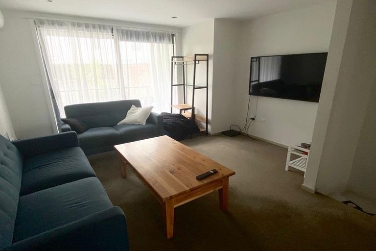 Photo of property in 464u3 Adelaide Road, Berhampore, Wellington, 6023