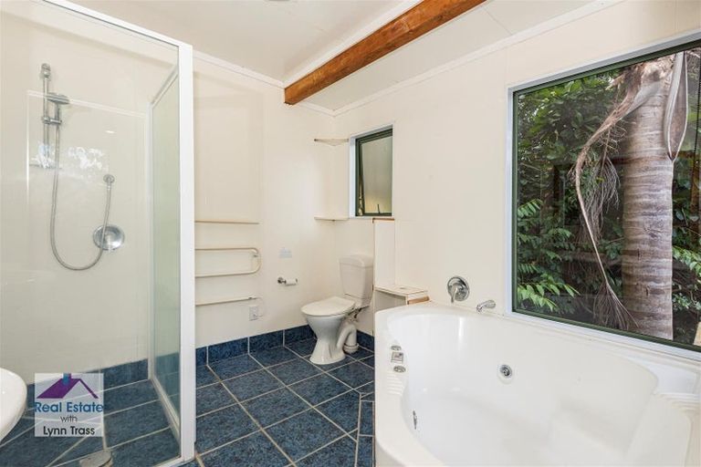 Photo of property in 329 Beach Road, Onerahi, Whangarei, 0110