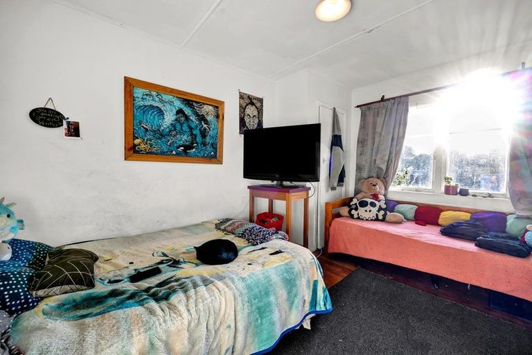 Photo of property in 18 Puriri Street, Hawera, 4610