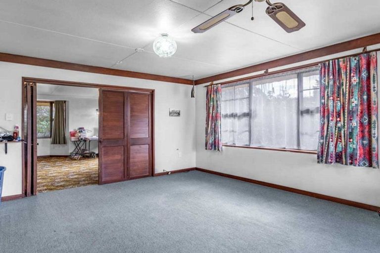 Photo of property in 32 Newcastle Street, Riversdale, 9776