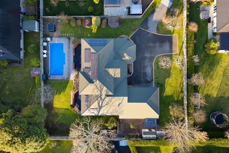 Photo of property in 51 Swayne Road, Cambridge, 3434