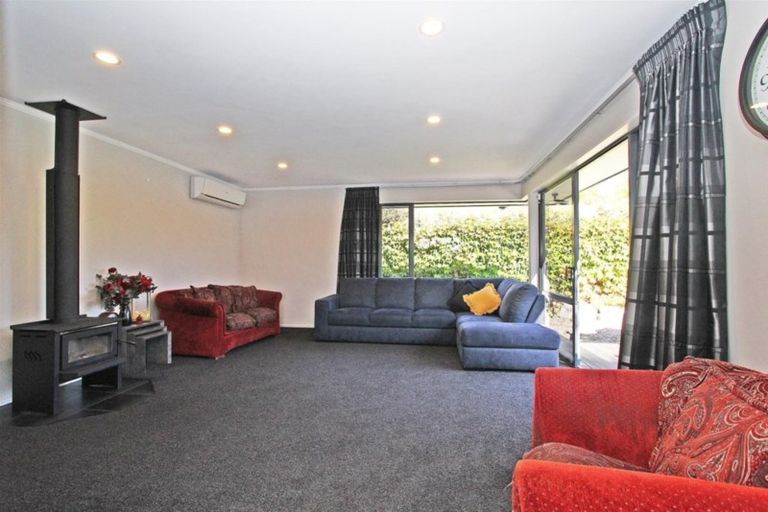 Photo of property in 2 Wilkinson Place, Richmond, 7020