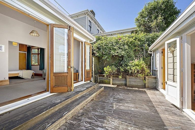 Photo of property in 100 Coromandel Street, Newtown, Wellington, 6021