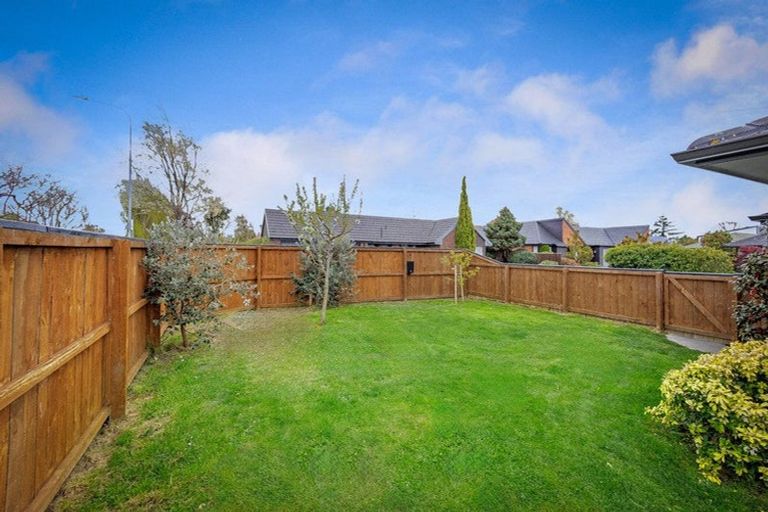 Photo of property in 22 Leander Street, Northcote, Christchurch, 8052