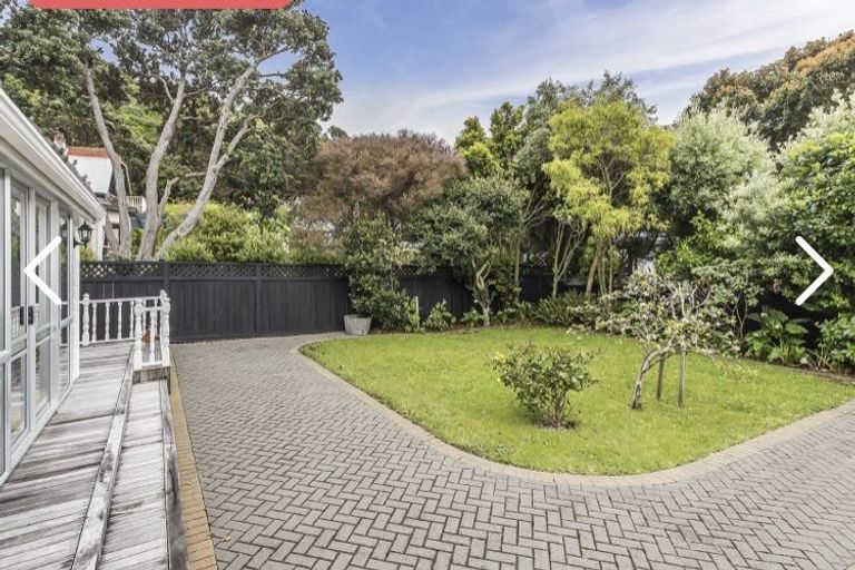 Photo of property in 9 Burnham Street, Seatoun, Wellington, 6022