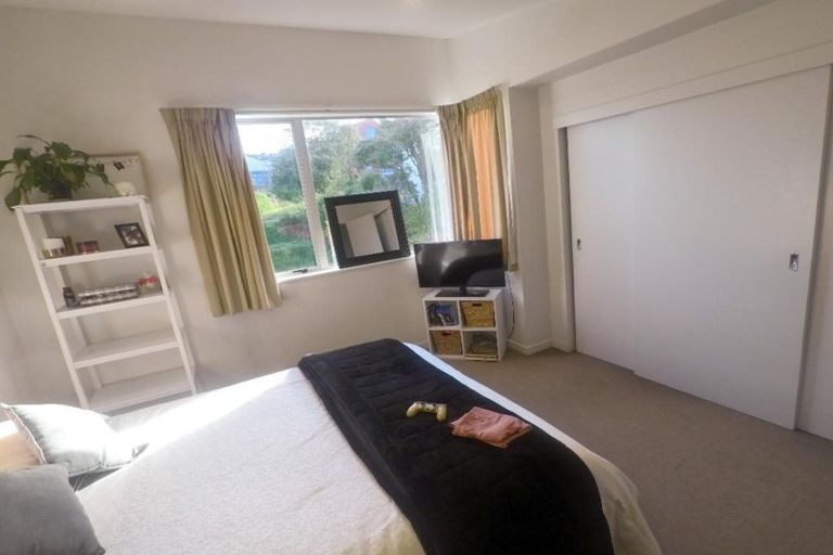 Photo of property in Altar Apartments, 46/120u Rintoul Street, Newtown, Wellington, 6021