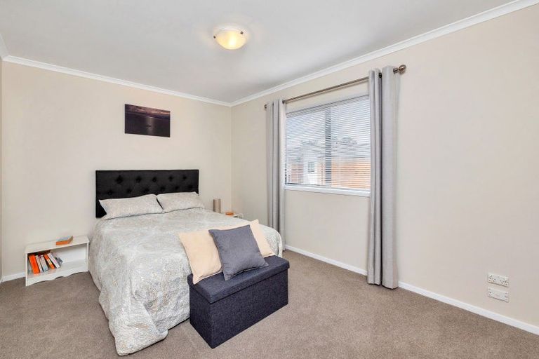 Photo of property in St Claire Village, 227/172 Mcleod Road, Te Atatu South, Auckland, 0610
