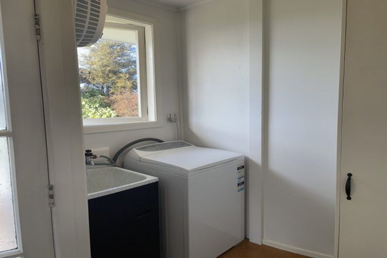 Photo of property in 1 Ngatuku Place, Tokoroa, 3420