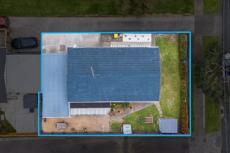 Photo of property in 1/18 Matipo Road, Te Atatu Peninsula, Auckland, 0610