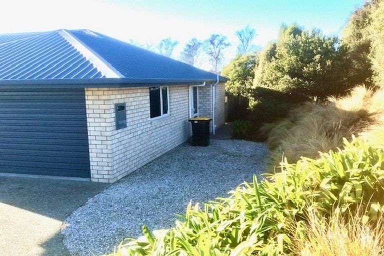 Photo of property in 2 Monaco View, Stoke, Nelson, 7011