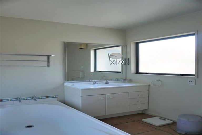 Photo of property in 6/276 Armagh Street, Christchurch Central, Christchurch, 8011