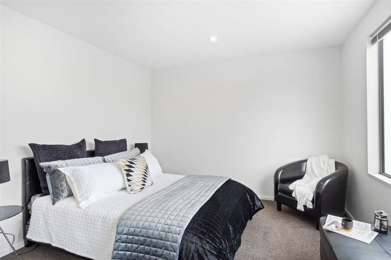 Photo of property in 2/670 Ferry Road, Woolston, Christchurch, 8023