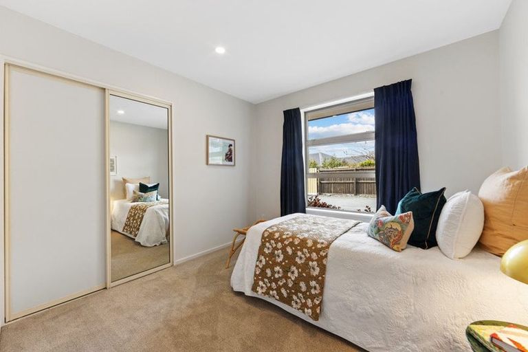 Photo of property in 9 Tawa Place, Parklands, Christchurch, 8083