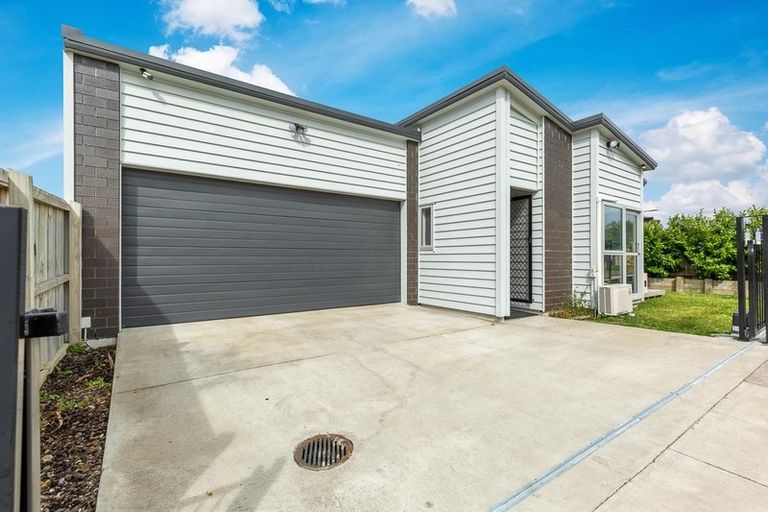 Photo of property in 7 Toutouwai Lane, Favona, Auckland, 2024