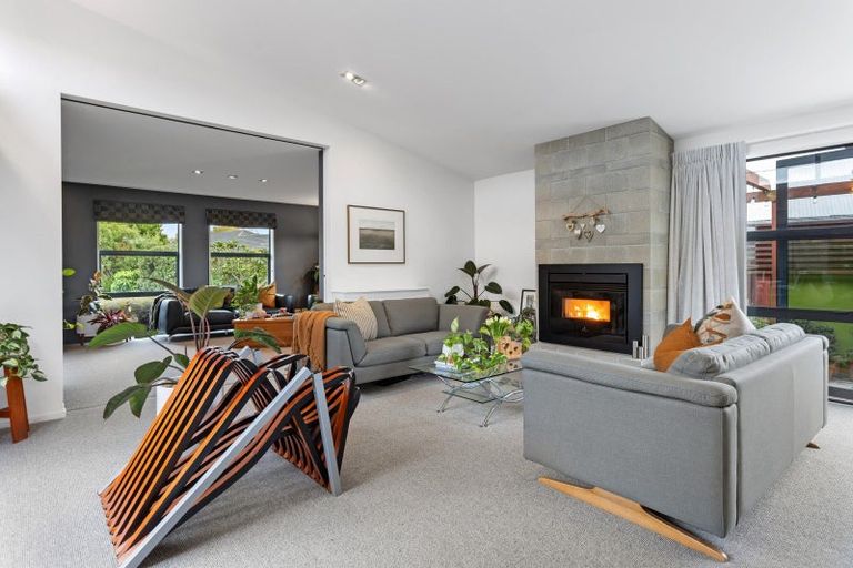 Photo of property in 3 Riverwood Boulevard, Redwood, Christchurch, 8051