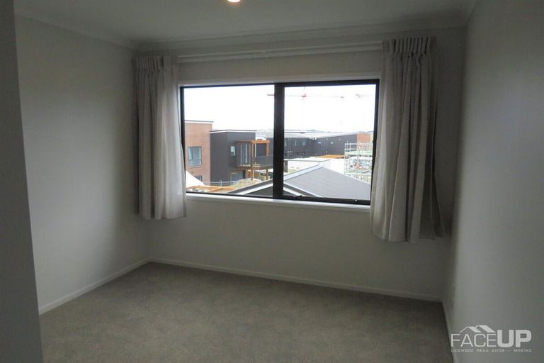 Photo of property in 80 Nugget Avenue, Hobsonville, Auckland, 0616