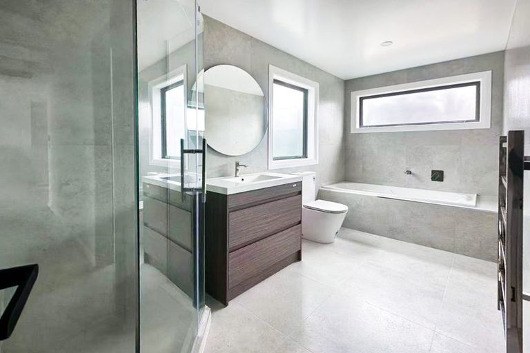 Photo of property in 333a East Coast Road, Mairangi Bay, Auckland, 0630