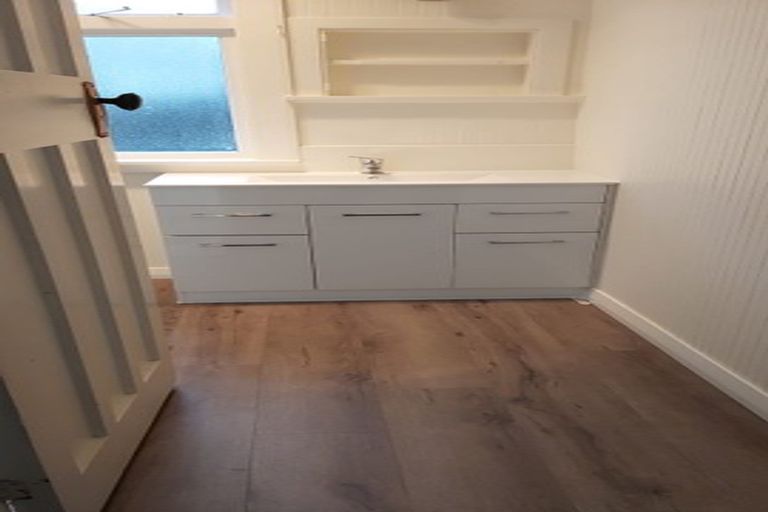 Photo of property in 61 Rhona Street, Linwood, Christchurch, 8062