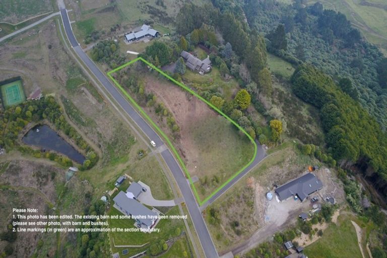 Photo of property in 142 Highland Drive, Acacia Bay, Taupo, 3385