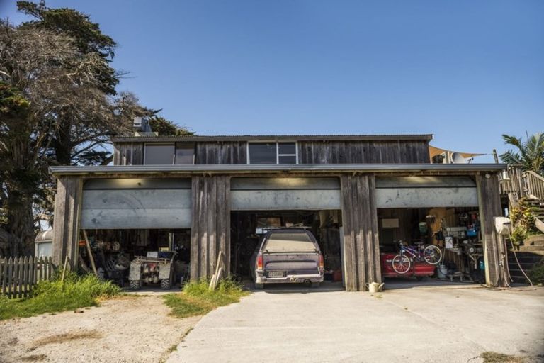 Photo of property in 47 Karepo Lane, Pahi, Paparoa, 0571