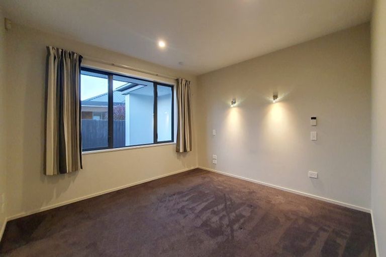 Photo of property in 28 Surfers Place, North New Brighton, Christchurch, 8083