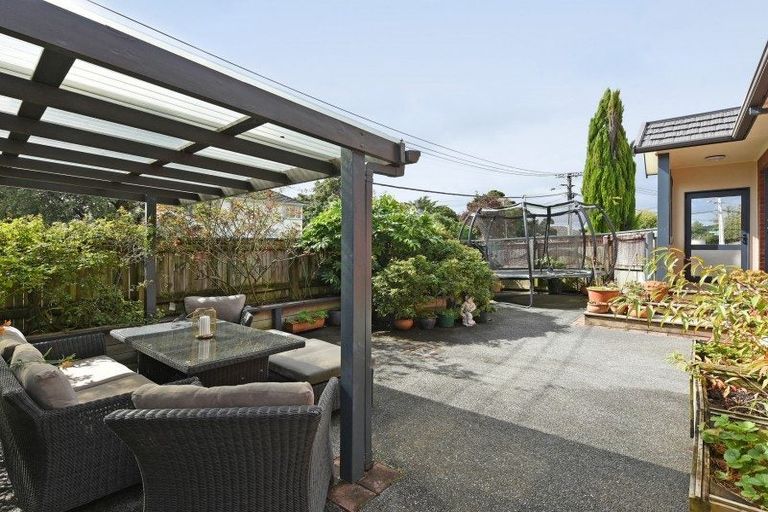 Photo of property in 54 Athlone Crescent, Avalon, Lower Hutt, 5011