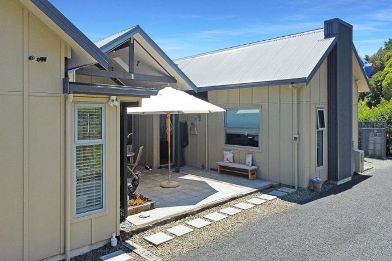 Photo of property in 8 Ohiwa Cove Rise, Waiotahe, Opotiki, 3198