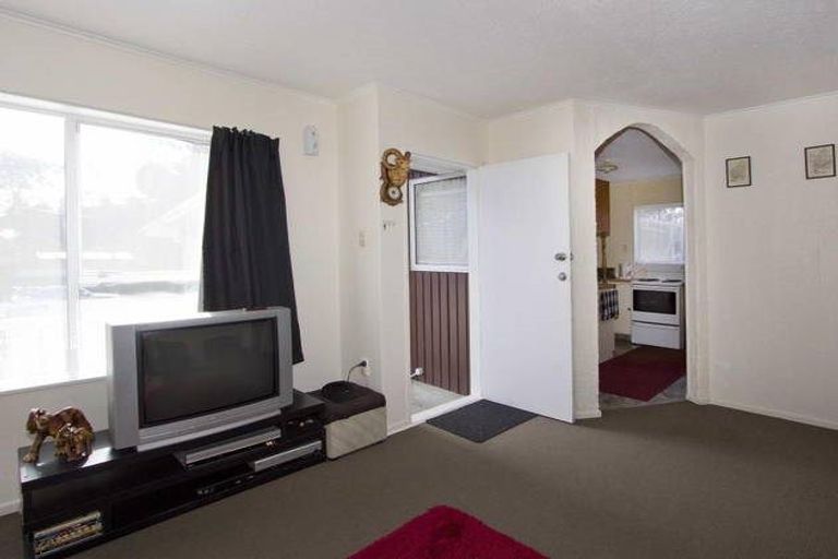 Photo of property in 66 Hine Road, Wainuiomata, Lower Hutt, 5014