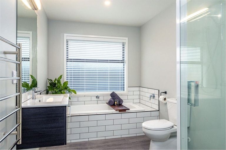 Photo of property in 25 Memorial Crescent, Methven, 7730