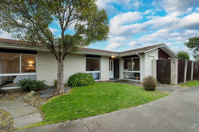 Photo of property in 18 Mendip Place, Casebrook, Christchurch, 8051