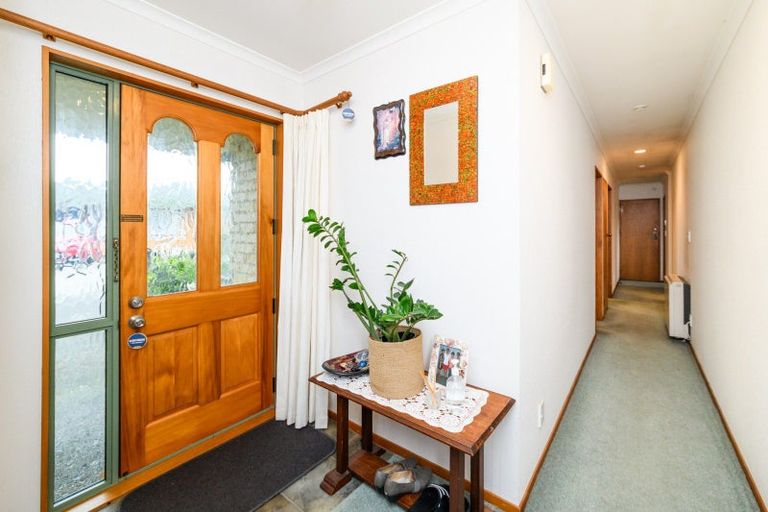 Photo of property in 9 Edgecombe Court, Roslyn, Palmerston North, 4414