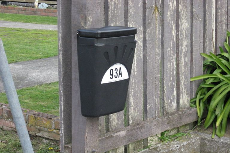 Photo of property in 93a Fraser Street, Wainuiomata, Lower Hutt, 5014