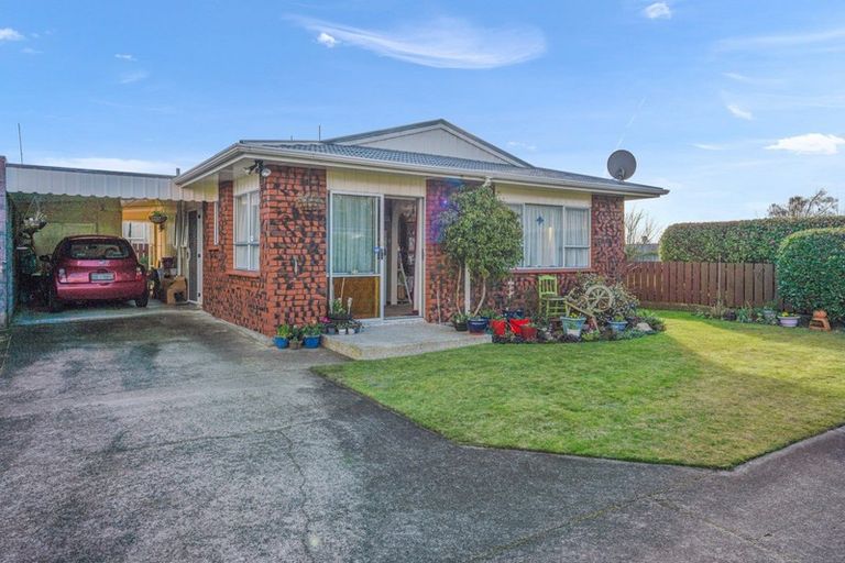 Photo of property in 2a Chartwell Drive, Eltham, 4322