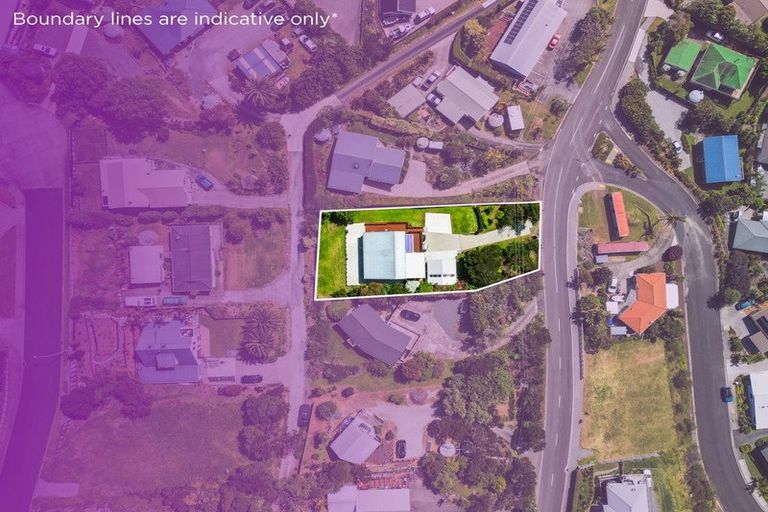 Photo of property in 43 Cable Bay Block Road, Cable Bay, 0420