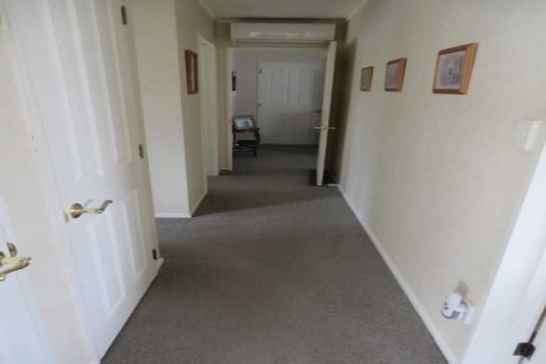 Photo of property in 24 Devon Street, Levin, 5510