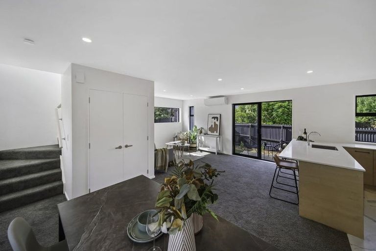 Photo of property in 2/14 Croydon Street, Sydenham, Christchurch, 8023